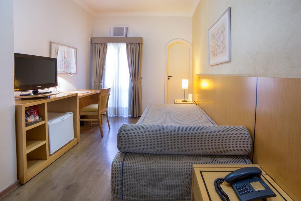 Cardum Hotel Sorocaba Exterior photo